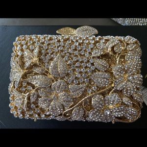 Fawziya crystal clutch